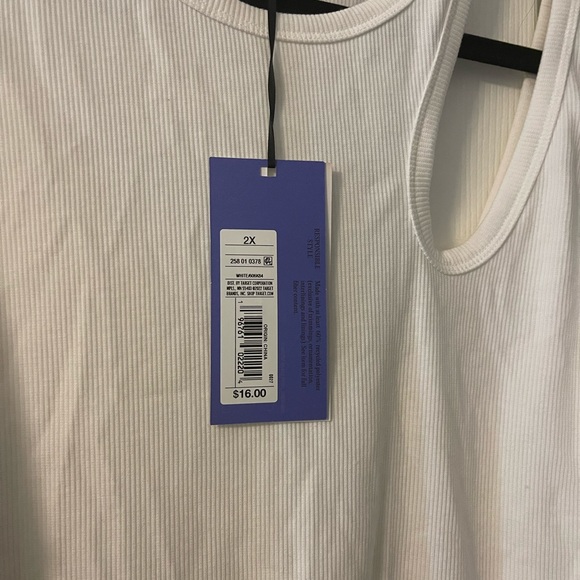Future Collective NWT Women’s White Ribbed Cutout Detail Crop Tank Top - Picture 4 of 4